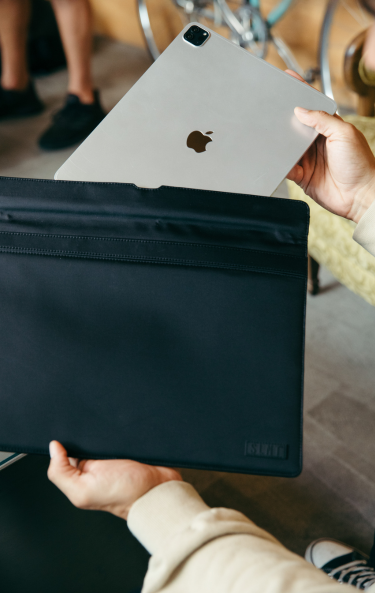 Faraday bag for tablet