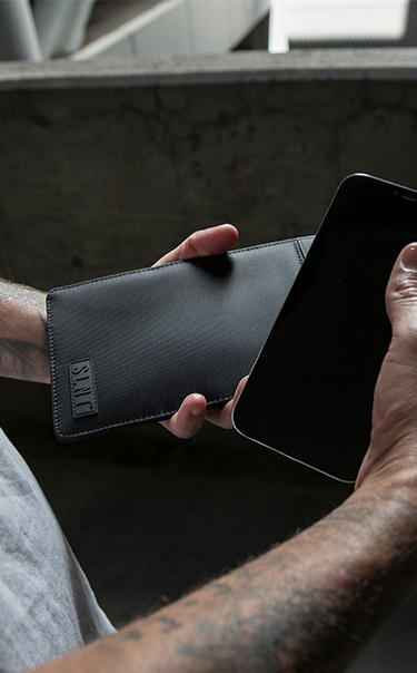 Faraday Sleeve for phones