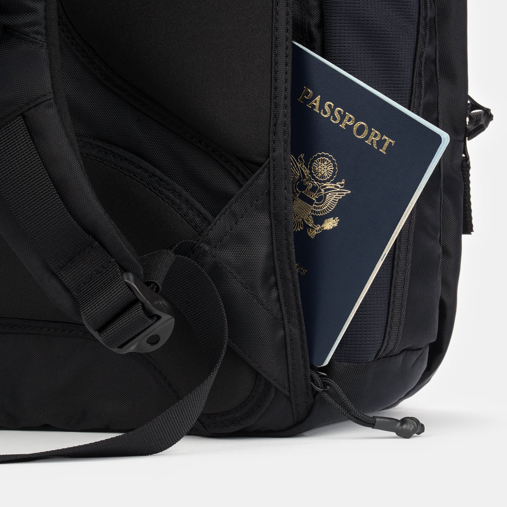 Passport RFID blocking pocket 