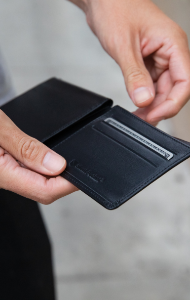 RFID blocking wallet 
