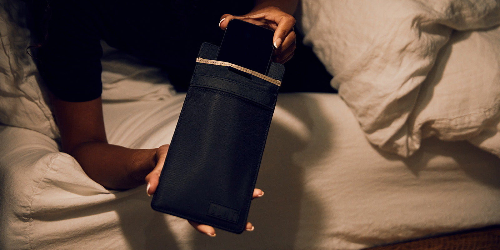Faraday bag for phones